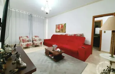 Apartamento 137 m² - 4 dormitórios – vista para o mar – garagem privativa.