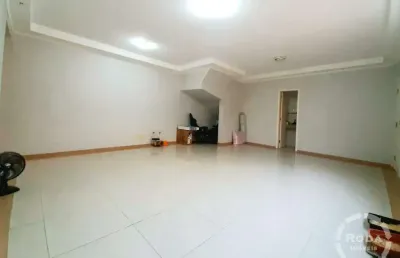 Sobreposta 209m2 / 4 dorm /piscina /edícula /churrasqueira /vila belmiro