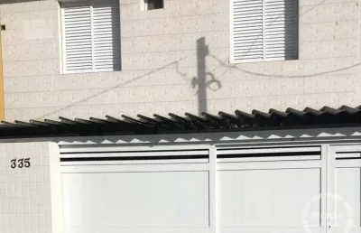 Sobrado geminado com 3 dormitórios 2 suites 2 vagas cobertas à venda – encruzilhada, santos/sp