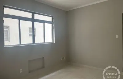 Apartamento reformado com 1 dormitório – ótima localização!