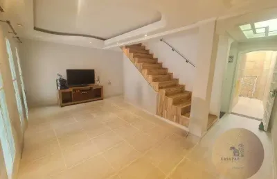 Lindo sobrado à venda com 285m², 2 quartos e 3 vagas e estuda permuta