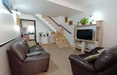 Sobrado à venda com 3 quartos e 128m², bairro santa paula
