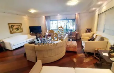 Amplo apartamento à venda com 242m², 4 quartos e 4 vagas no santo antônio