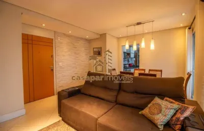 Aconchegante apartamento à venda com 108m², 3 dormitórios e 3 vagas
