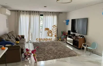 Sobrado à venda alto padrão com 258m², 3 dormitórios no bairro olímpico