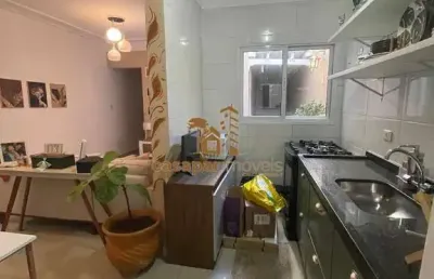 Aconchegante cobertura à venda com 160m², 3 dormitórios e espaço gourmet