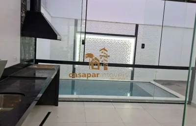 Casa à venda com 160m², 3 dormitórios e piscina em peruíbe