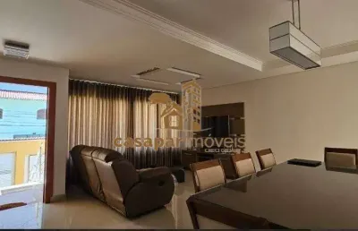 Sobrado à venda com 253m² e 3 suítes, no centro com 5 vagas  e mobiliado