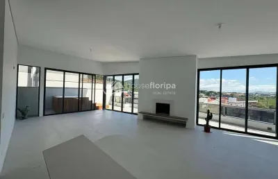 Cobertura à venda no swami com vista mar e lagoa, 3 suítes, campeche, florianópolis, sc