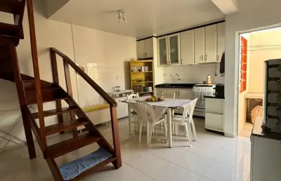 Casa com 4 quartos à venda na Rua Marcelino Simas, 126, Estreito, Florianópolis