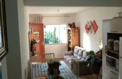 Casa com 2 quartos à venda na Rua Narciso, 222, Forquilhas, São José