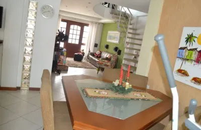 Casa com 4 quartos à venda na Rua Vinte e Cinco de Novembro, 186, Nossa Senhora do Rosário, São José