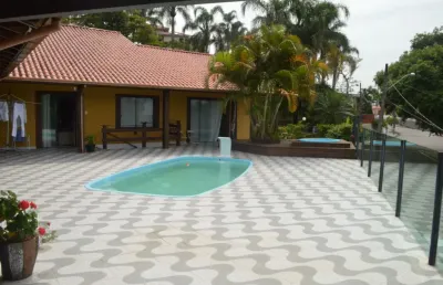 Casa com 6 quartos à venda na Rua Santos Saraiva, Estreito, Florianópolis