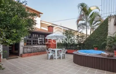 Elegance imóveis vende casa com 170 m2 privativos, 3 dormitórios suíte  piscina pátio 2 vagas box garagem. chácara das pedras porto alegre