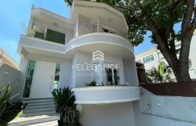 Casa com 4 quartos à venda na rua walt disney, 205, jardim lindóia, porto alegre, 300 m2 por r$ 1.594.000