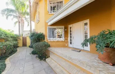 Elegance imóveis vende casa, 670m, 4 dormitórios, 4suítes,1 máster, 4 salas, lavabo, jardim, piscina e 4 vagas de garagem/box. comprar r$ 3.465.000,00