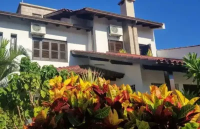 Casa com 4 quartos à venda na rua arnaldo ballve, 709, jardim itu sabará, porto alegre, 335 m2 por r$ 1.100.000