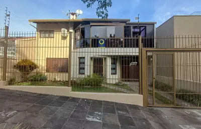 Casa com 3 quartos à venda na rua professor abílio azambuja, 43, jardim do salso, porto alegre por r$ 1.499.000