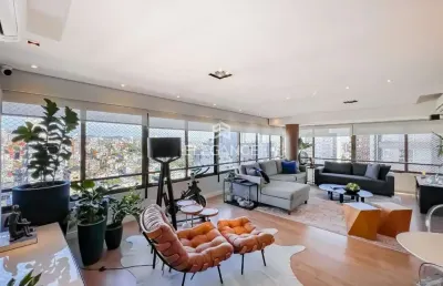 Apartamento lindo desocupado para comprar com 2 dormitórios sendo 2 suítes, lareira, 2 vagas box garagem bela vista porto alegre. elegance imóveis.