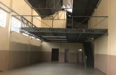 Galpão comercial para locação em itaquera, são paulo-sp: 2 banheiros e 650m² de área disponível!