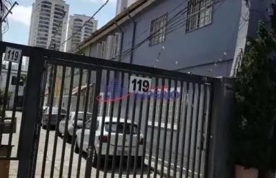 Casa à venda na Rua Diogo Farias, 06, Centro, Guarulhos