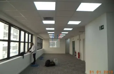 Excelente conjunto comercial na vila buarque,  repiública , amplo espaço, 7 andar  e com 10 vagas de garagem, 376 m² a.u. - ref 17.400.