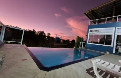 Ref 16.860 - linda casa localizado em cotia, 320m² de a.u, 3 dorms.(1 suíte), espaço lounge e área de piscina com borda infinita e 4 vagas.