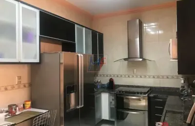 Excelente sobrado no alto da lapa, 790m² a.u., 5 dormitórios (3 suítes), copa, cozinha, 3 salas, lareira, churrasqueira, 4 vagas (ref 17.855)
