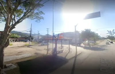Excelente terreno localizado em cabo frio rj, 56.798 m² de área de terreno, disponível para venda e locação. aceita propostas. ref 18.272