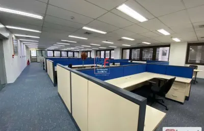 Excelente conjunto comercial na bela vista, 257 m² a.u., com luminárias, mobília, ar condicionado central, banheiros, cabeamento. prox. metrô trianon (ref 20.104)
