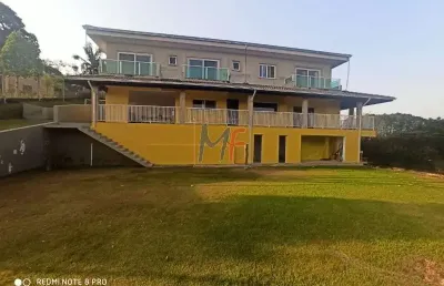 Ref 10.771 chácara em condomínio fechado , 4 suítes , 5 vagas, 600 m² a.c. 4250 m² total e localizado 53 km de são paulo. aceita permuta