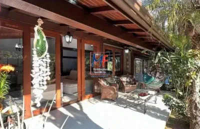 Excelente casa em cond. fechado em carapicuíba/sp, com 320m² a.u., 4 dormitórios, sala, cozinha, piscina, churrasqueira, forno de pizza, sauna úmida, 4 vagas (ref 20.223)
