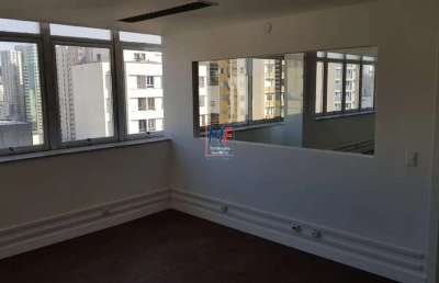 Excelente conjunto comercial localizado na consolação, em 424 m² de área útil, são duas salas, 6 banheiros no total e uma copa, sem vaga. ref: 20.277