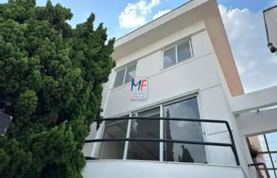 Excelente sobrado na água rasa, 304 m² a.u.,  180 m2 terreno, zon. zc, 3 dormitórios (3 suítes),  sala, cozinha, lareira, churrasqueira, sala de jogos, 5 vagas  (ref 19.500)