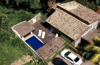 Excelente casa em ilhabela ,  255m² a.c., 328m² a.t., 4 dorms.(3 suítes), churrasqueira, deck, piscina, 2 vagas (ref 20.610)