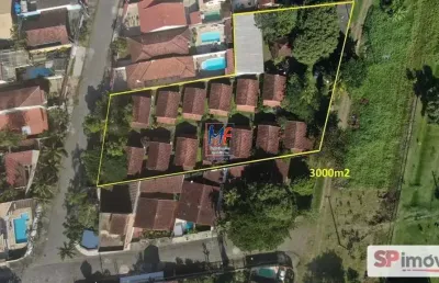 Excelente pousada em itanhaém/sp, 3000m² a.t., com 13 chalés em estilo rústico, estacionamento privativo, salão de festas, salão de jogos, gazebo de lazer (ref 19.940)