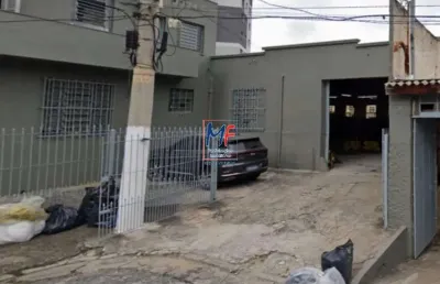 Excelente terreno localizado na mooca, com 1.901 m² área construída, 1.800 m² de terreno e 44 metros de frentes. zoneamento: zm. ref: 20.077