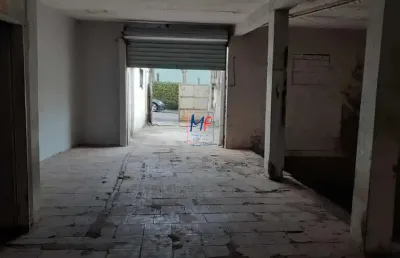Excelente terreno localizado na saúde, 800 m² de área total, com construção de um galpão de 200 m² + kitnets antigas para reforma ou demolição. ref: 20.246