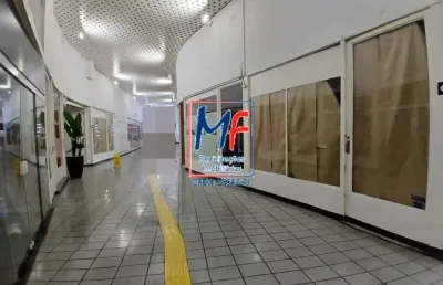 Excelente loja comercial n república, com 70 m² a.u.,  térrea , com estrutura no fundo para copa, e mezanino com divisórias e banheiro.  prox. metrô república (ref 21.338)