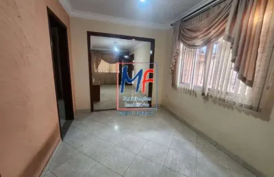 Casa térrea com 150m², 3 dorms , sala , cozinha , área de serviço,  quintal, 3 vagas de garagem. necessita de reformas. localização privilegiada . ref: 21.548..