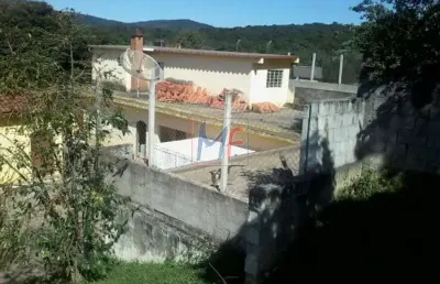 Ref 7.639 - chácara com 2 terrenos no residencial nova mairiporã  total de 2.296 m2.  necessita de uma reforma. excelente localização.