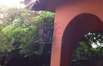 Ref 9250 linda casa com 300 m², 168 m² de a.c., 3 dormitórios, 2 banheiros, sala, sala de jantar, churrasqueira no bairro vila monumento.