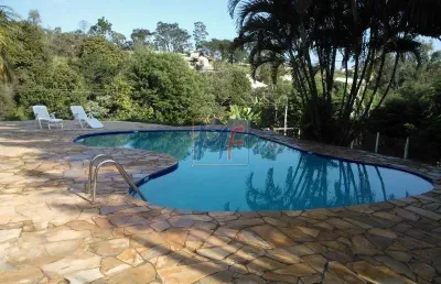 Linda chácara terreno 4.800 m², 700 m² a.c. , casa principal com 3  dorms,( 1 suíte com closet), 3 vagas e lazer . muito bem localizada  chácara nova essen. ref: 10.303
