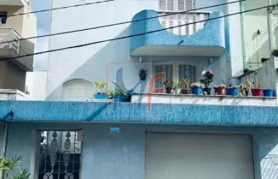 Ref. 14.362 - lindo sobrado localizado no bairro água fria, com 170m² a.c., 4 dorms., sendo 1 suíte,  lavado, cozinha e 1 vaga de garagem.