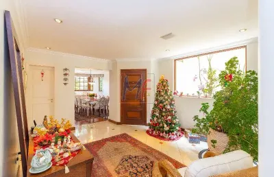 Ref: 14.433 lindo sobrado na jd das bandeiras com 5 quarts (4 suítes), varanda grande e um amplo quintal com piscina aquecida, 447 m².
