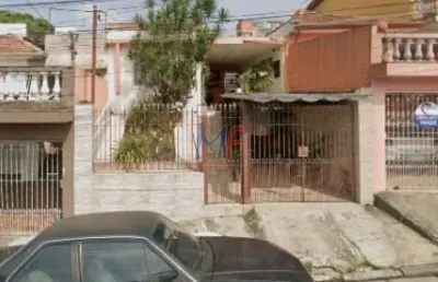 Ref: 15.695 - linda casa na vila santa clara, com 162,5 m² a.u., 2 quartos, sala, cozinha, área de serviço, fundos com churrasqueira, 1 vaga.