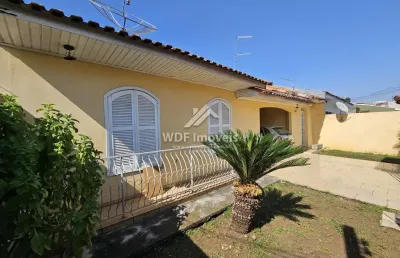 Casa com 3 quartos à venda na rua luíz gasparin, 240, maracanã, colombo por r$ 400.000