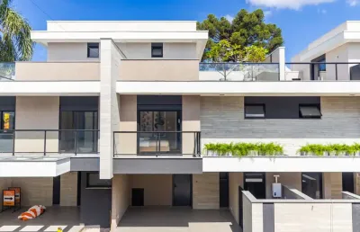 Sobrado em condomínio com 4 quartos  à venda, 175.00 m2 por r$1350000.00  - xaxim - curitiba/pr