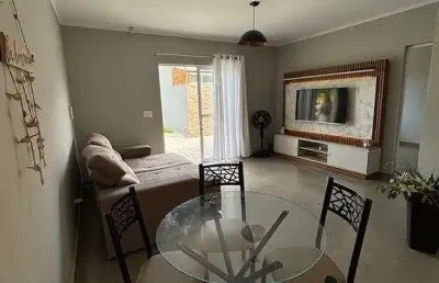Casa com 2 quartos à venda na Avenida Caramuru, 139, Canoas, Pontal do Paraná