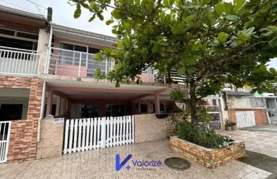 Casa com 3 quartos à venda na Rio Grande Do Norte, 200, Balneário Miami, Pontal do Paraná